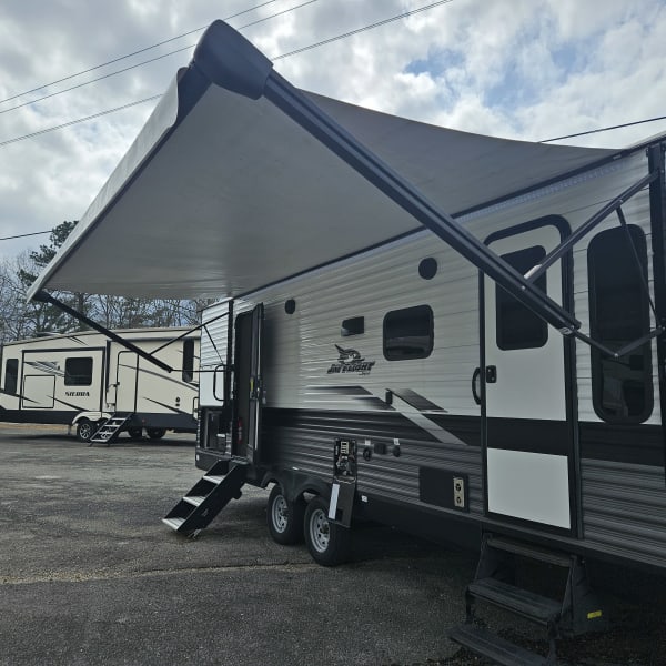 2023 Jayco Jay Flight 263rbs Travel Trailer available for rent in Manchester, Tennessee