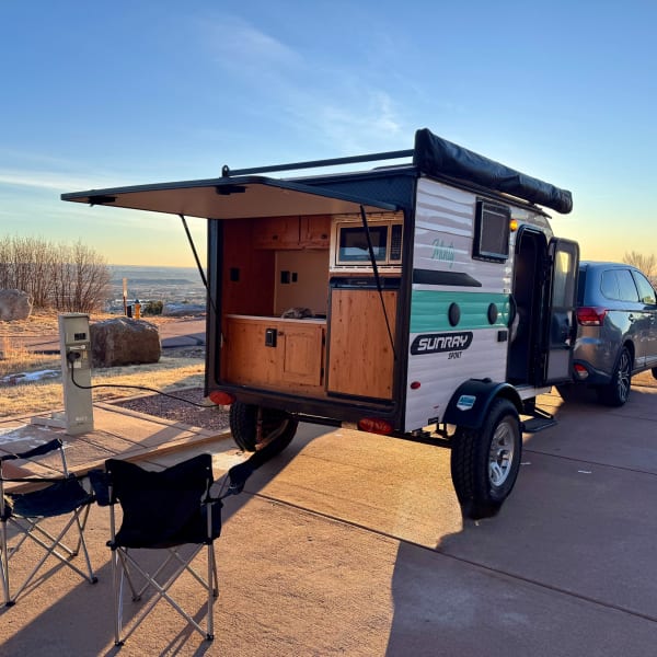 2022 Sunset Park RV SunRay Travel Trailer available for rent in Boulder, Colorado