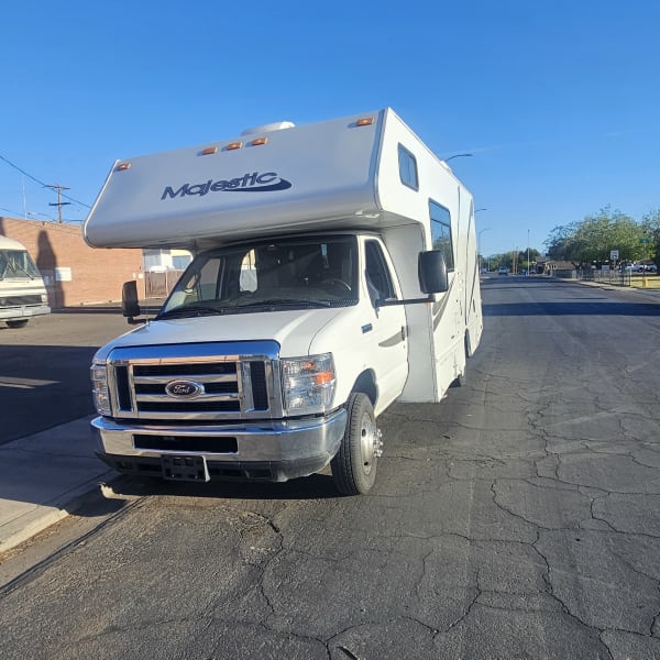 2019 Thor Majestic Class C available for rent in Orem, Utah