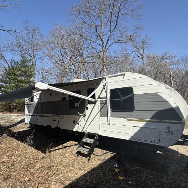 2025 Forest River Wildwood X-Lite Travel Trailer available for rent in Port Byron, Illinois