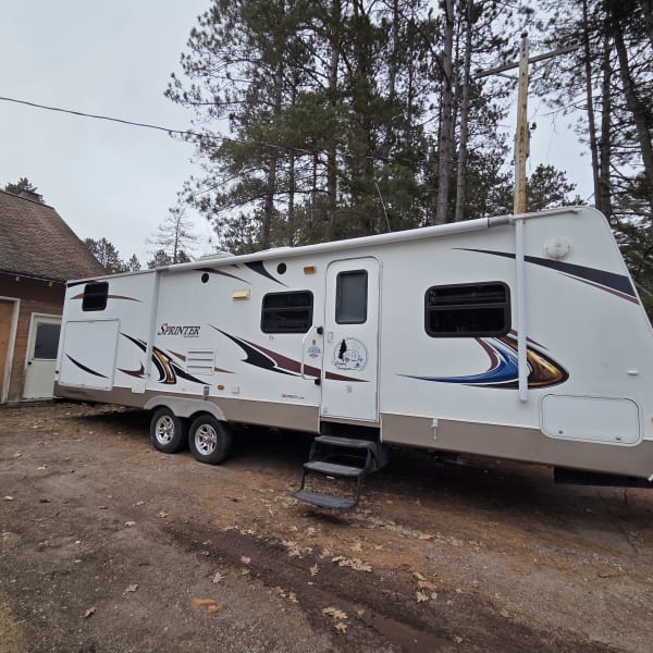 2011 Keystone RV Sprinter Travel Trailer available for rent in Manitowish Waters, Wisconsin