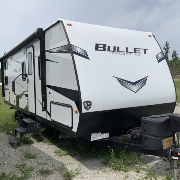 2022 Keystone RV Bullet Crossfire Travel Trailer available for rent in Waubaushene, Ontario