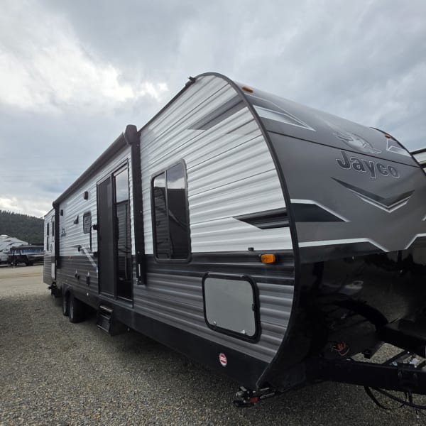 2023 Jayco Jay Flight Travel Trailer available for rent in Kalispell, Montana