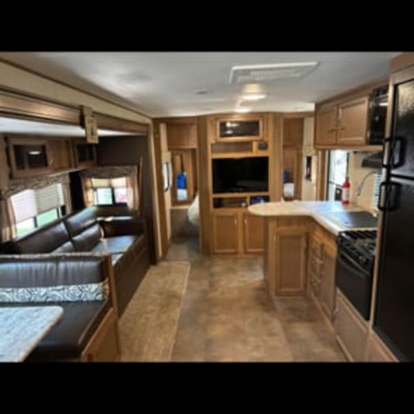 2017 Coachmen Apex trailer available for rent in Thornton, Ontario