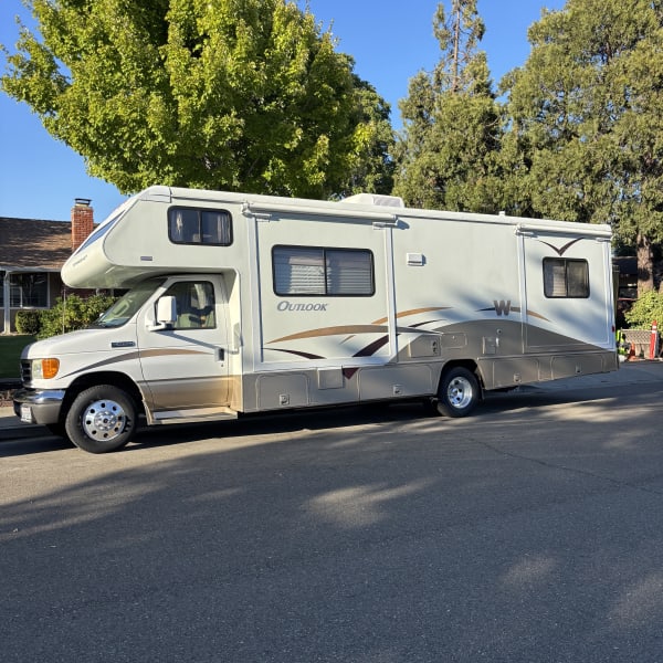 2006 Winnebago Outlook Class C available for rent in Livermore, California