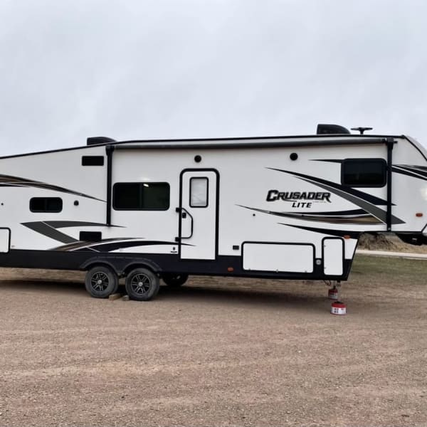 2020 Crusader Lite Fifth Wheel available for rent in Rapid City, South Dakota