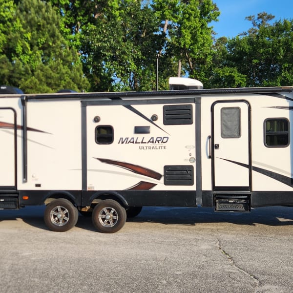 2019 Heartland RVs Mallard Travel Trailer available for rent in Jacksonville, North Carolina