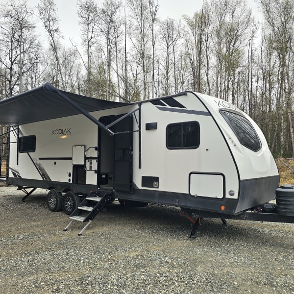 2025 Dutchmen Kodiak Ultimate Travel Trailer available for rent in Wasilla, Alaska