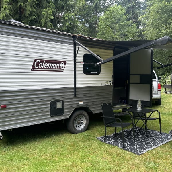 2023 Dutchmen Coleman Lantern LT Travel Trailer available for rent in Graham, Washington