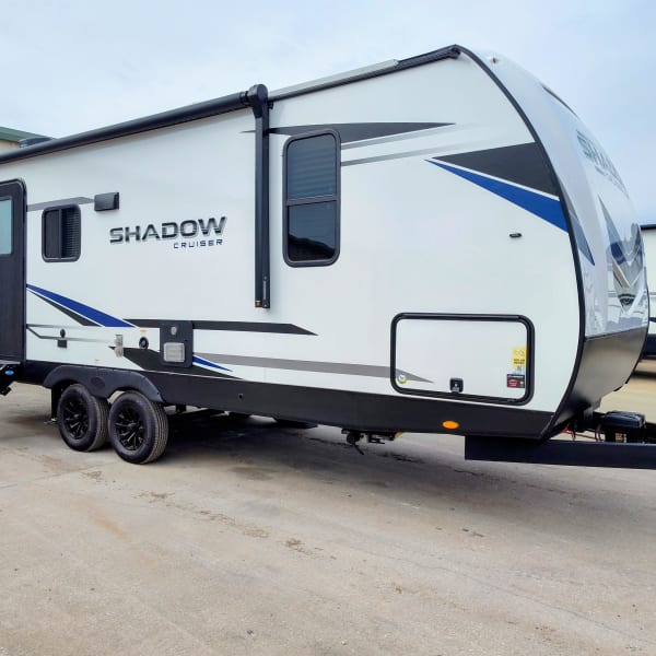 2025 Cruiser RV Shadow Cruiser Travel Trailer available for rent in Rockwall, Texas