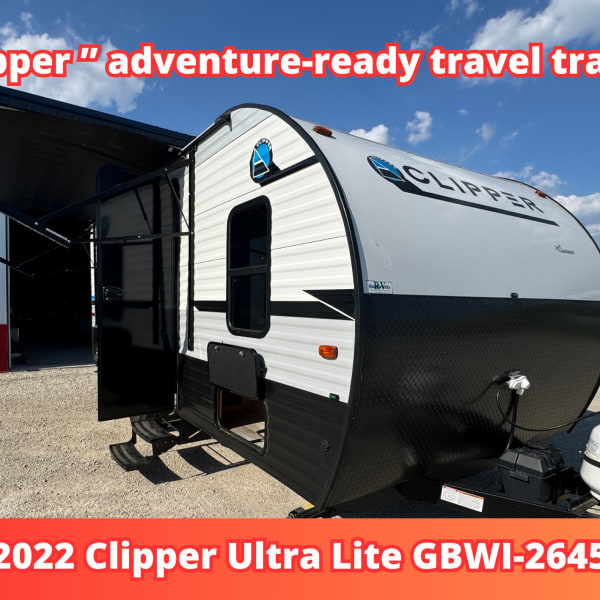 2022 Clipper Ultra Lite Travel Trailer available for rent in Green Bay, Wisconsin