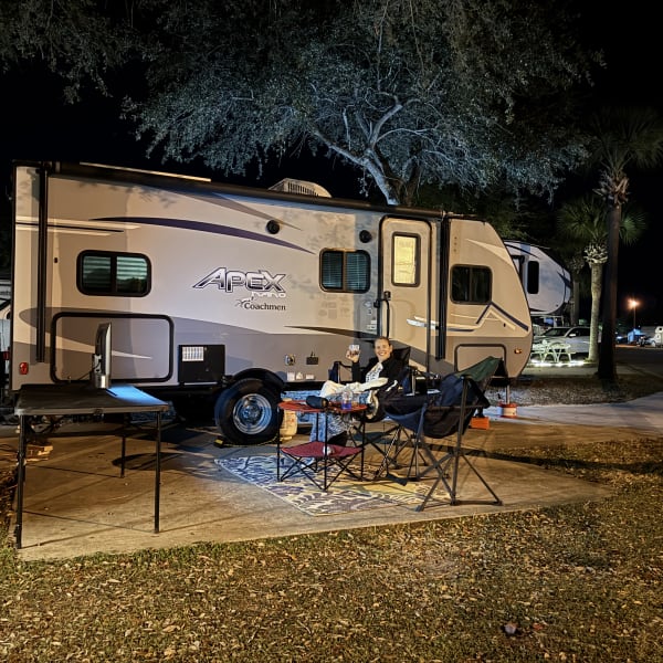 2022 Coachmen Apex Nano Travel Trailer available for rent in Reynoldsburg, Ohio
