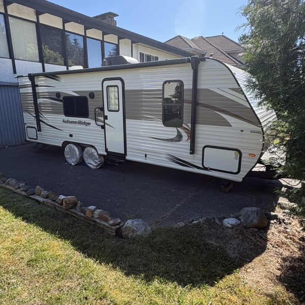 2022 Starcraft Autumn Ridge Travel Trailer available for rent in Surrey, British Columbia