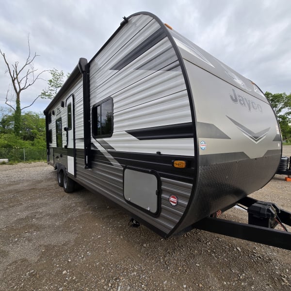 2023 Jayco Jay Flight Travel Trailer available for rent in Reynoldsburg, Ohio