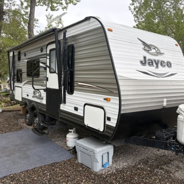 2016 Jayco 23MB Travel Trailer available for rent in Bozeman, Montana