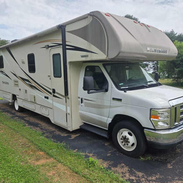 2019 Winnebago Minnie Winnie Class C available for rent in Troutman, North Carolina