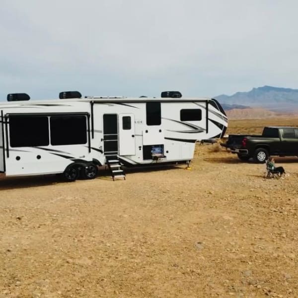 2024 Grand Design Solitude Fifth Wheel available for rent in Richmond, Kentucky