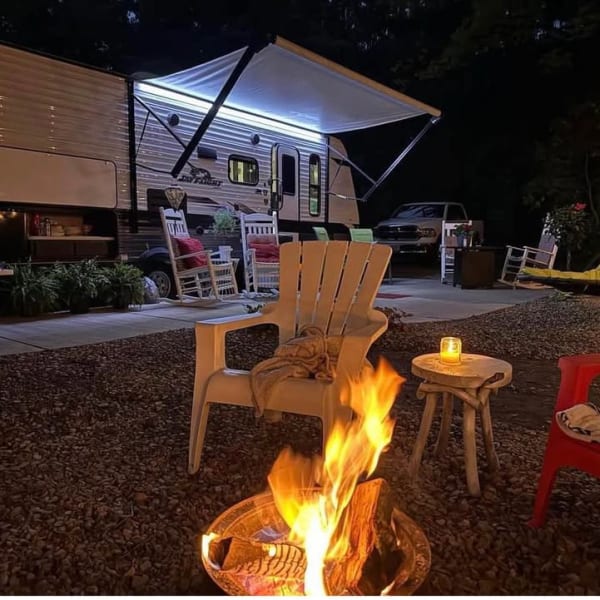 2022 Jayco Jay Flight Travel Trailer available for rent in Erie, Pennsylvania
