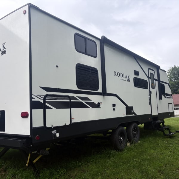 2021 Dutchmen Kodiak SE Travel Trailer available for rent in Saint Albans, Maine