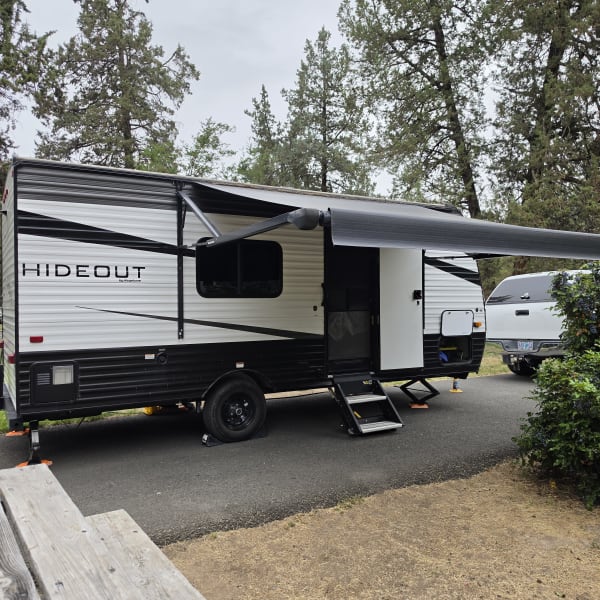 2021 Keystone RV Hideout Travel Trailer available for rent in Prineville, Oregon