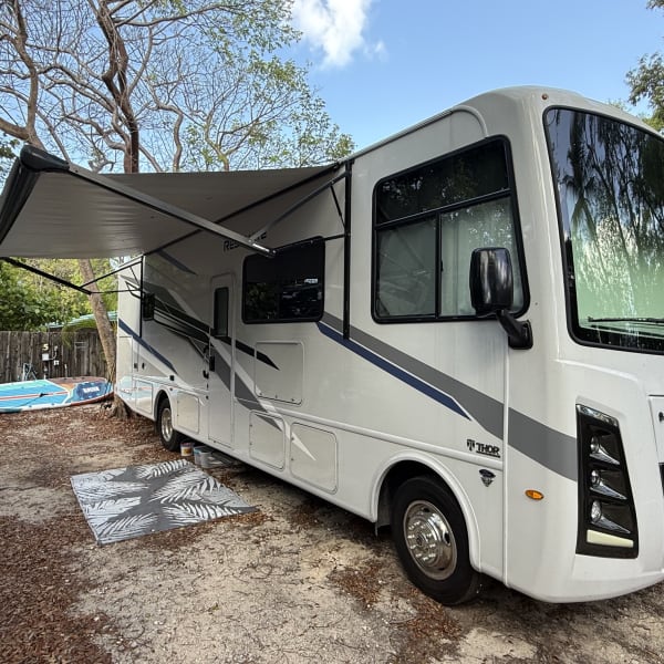 2025 Thor Resonate a available for rent in Summerfield, Florida