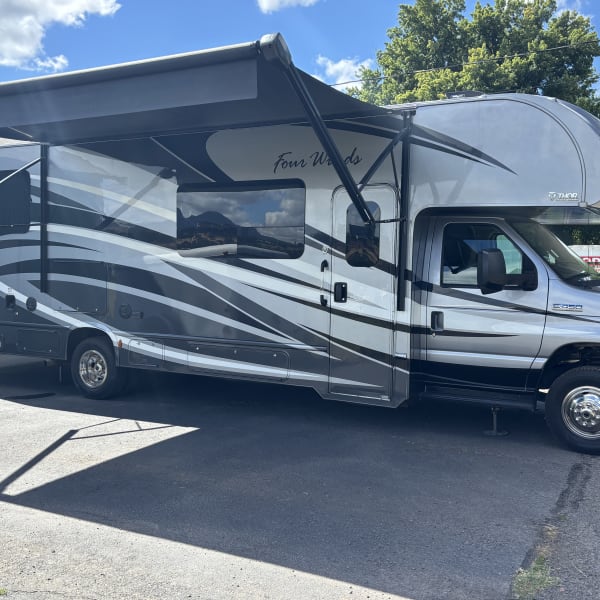 2018 Thor Four Winds Class C available for rent in Medford, Oregon