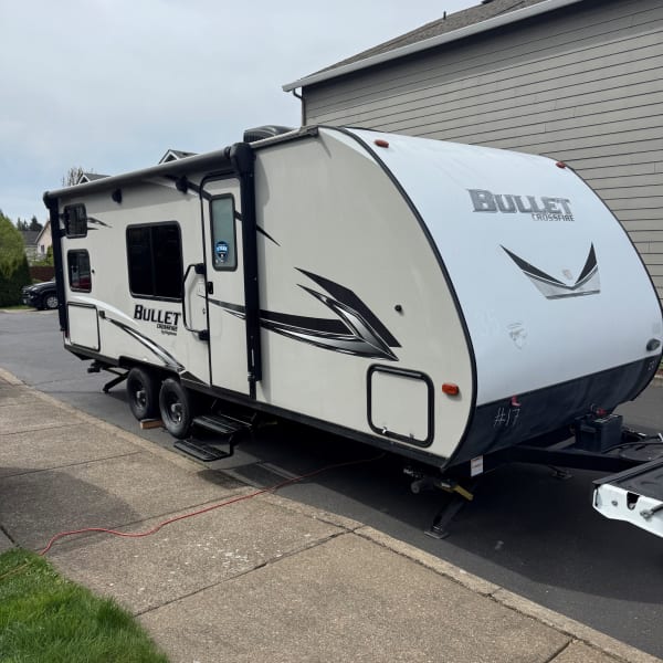 2020 Keystone RV Bullet Crossfire Travel Trailer available for rent in Damascus, Oregon