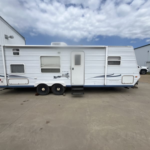 2003 Jayco Jay Flight Travel Trailer available for rent in Ardrossan, Alberta