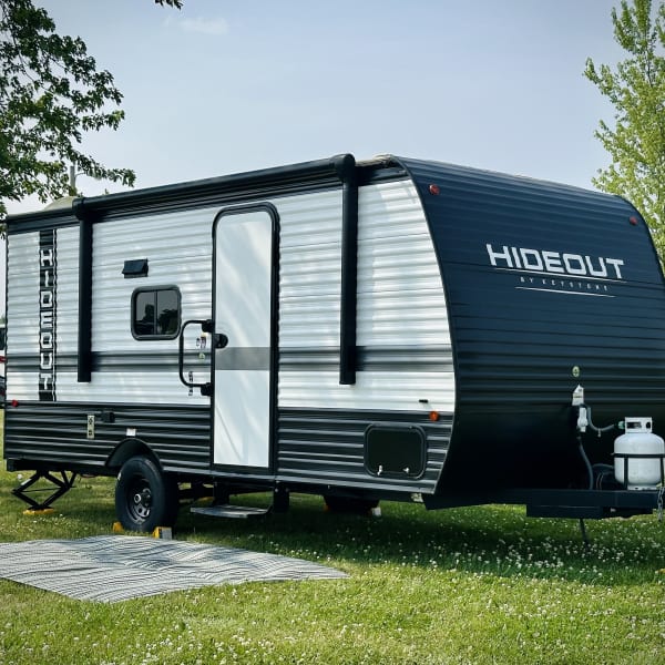 2024 Keystone RV Hideout Sport Travel Trailer available for rent in Oshkosh, Wisconsin