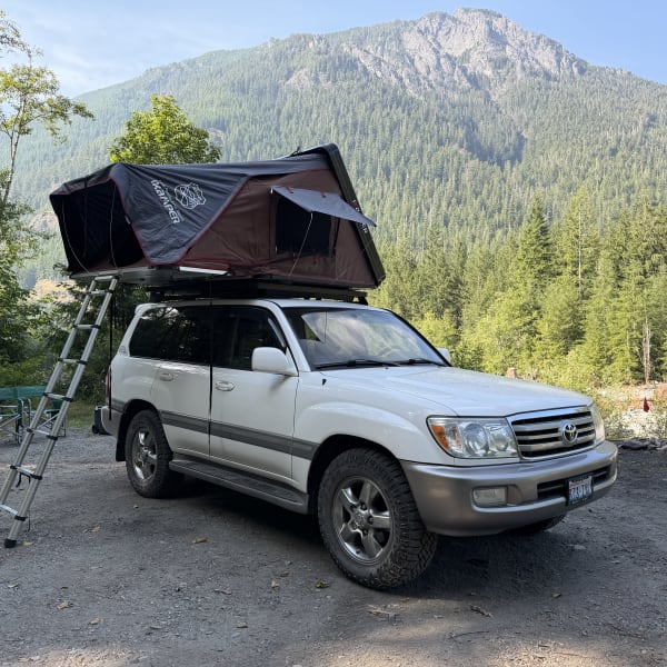 2007 Toyota Land Cruiser Truck Camper available for rent in Woodinville, Washington