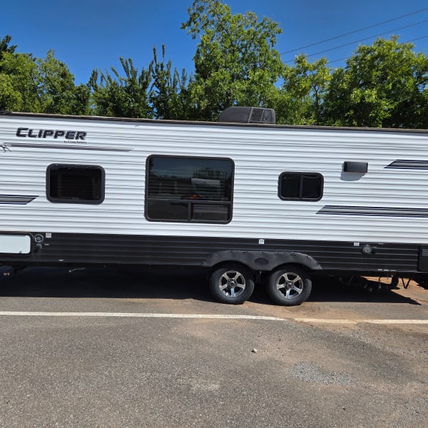 2018 Forest River Coachmen Classic Travel Trailer available for rent in Edmond, Oklahoma