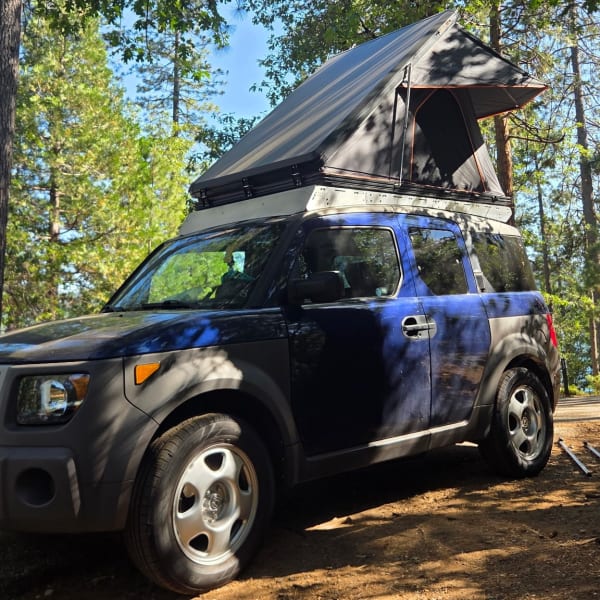 2003 Honda Element Class B available for rent in Brisbane, California