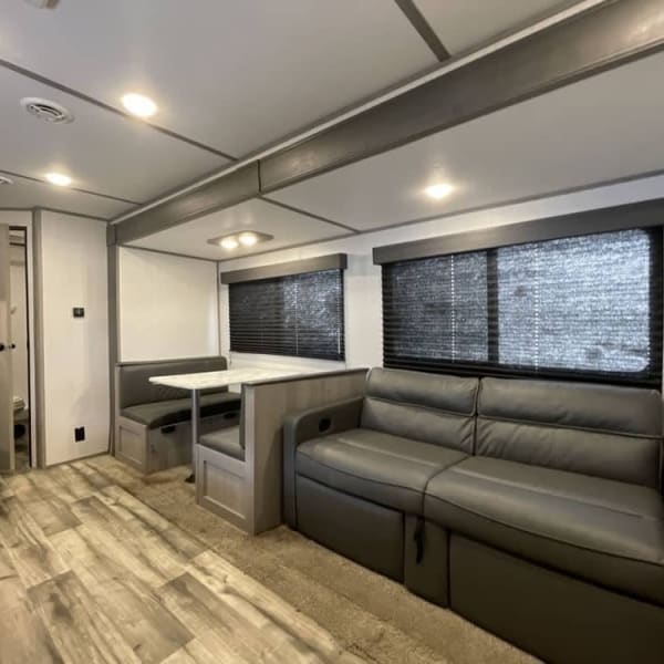 2020 Keystone RV Coleman Travel Trailer available for rent in Lithia, Florida