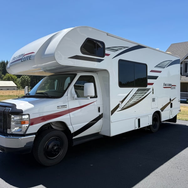 2020 Thor Freedom Elite Class C available for rent in Damascus, Oregon