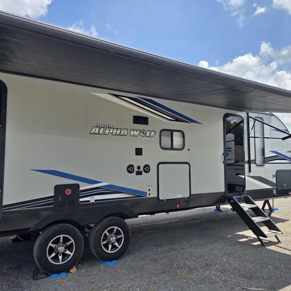 2021 Forest River Alpha Wolf Travel Trailer available for rent in Old Hickory, Tennessee