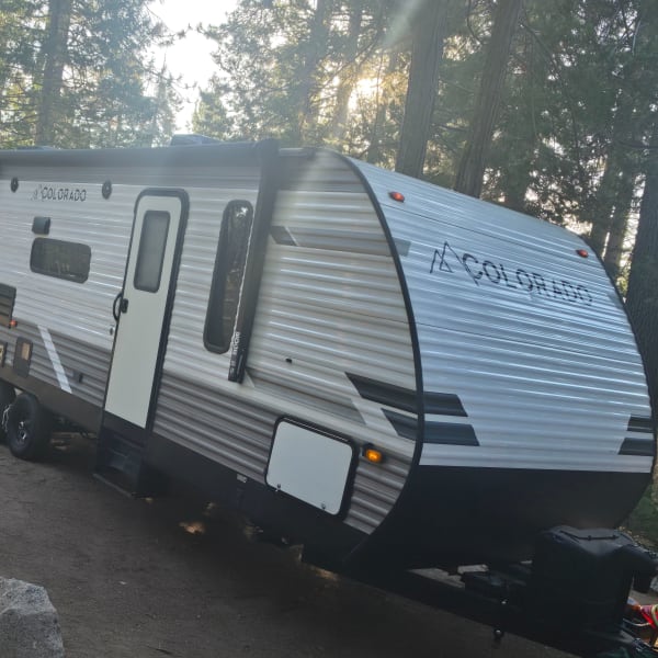 2021 Colorado 26bhc Travel Trailer available for rent in Sanger, California