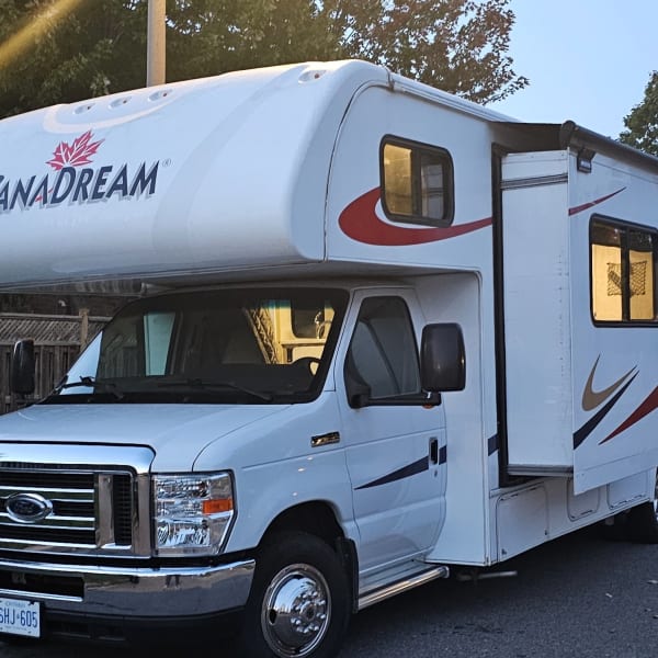 2018 Forest River SUNSEEKER 2650S CDW Class C available for rent in Brampton, Ontario