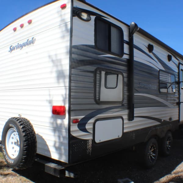 2016 Keystone RV Springdale Travel Trailer available for rent in Fresno, California