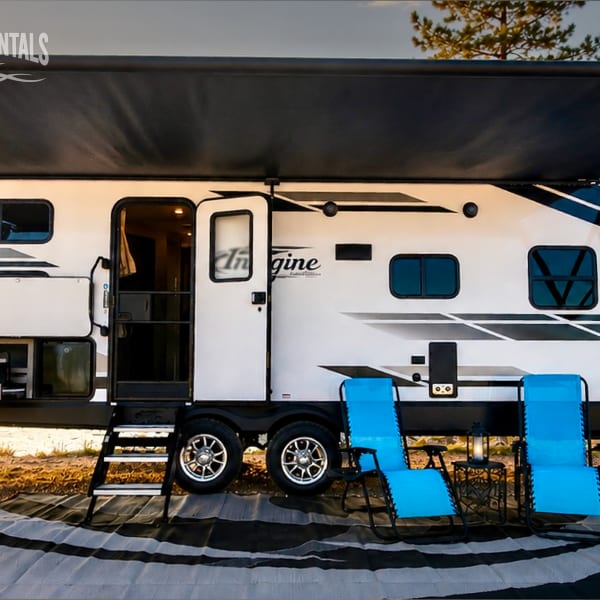 2021 Grand Design Imagine Travel Trailer available for rent in Bridgeport, Texas