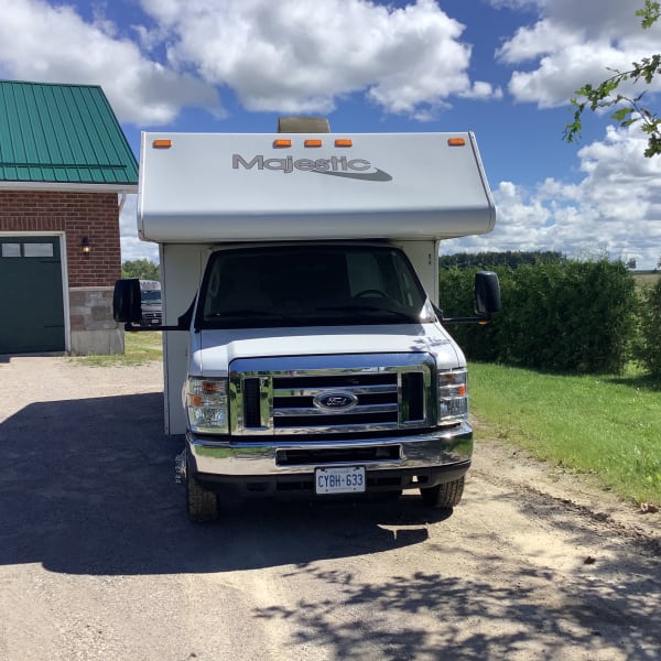 2018 Thor Majestic Class C available for rent in Woodville, Ontario