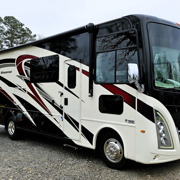 2022 Thor Motor Coach Windsport Class A available for rent in Newnan, Georgia