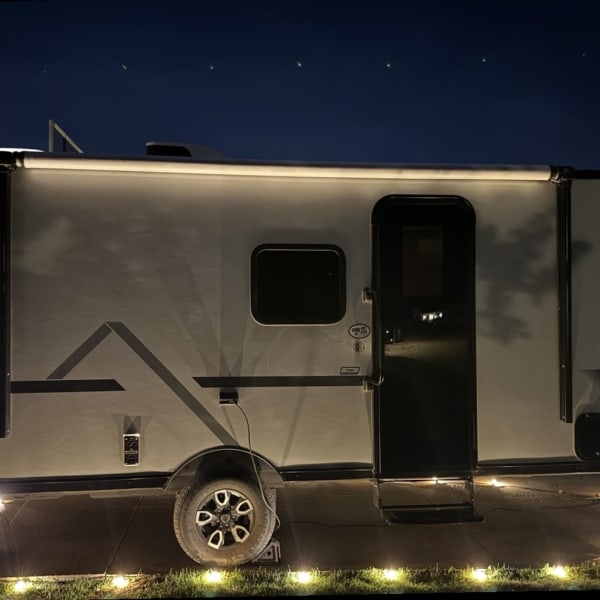 2025 Keystone RV Coleman Travel Trailer available for rent in Virginia, Illinois