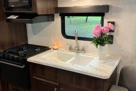2019 Jayco Jay Flight *Perfect for Family or Tailgating*