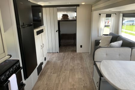 2021 Forest River Vibe Sleeps 10+