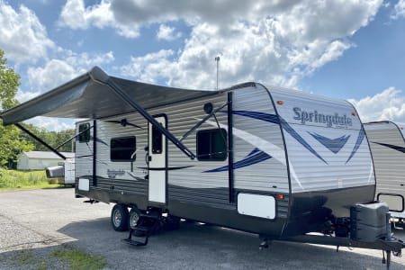 Huey the 2018 Keystone Springdale