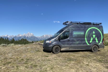 "Vandalorian" Vandoit Highroof LIV Adventure Van