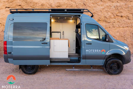 Mercedes 4x4 All-Inclusive Luxury High Roof Campervan