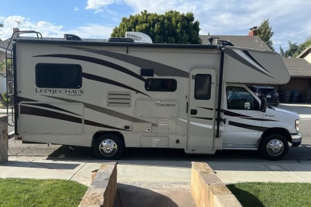 2018 22ft C Class RV Perfect for Concerts, Desert, Beach, Mountains, Enjoy!