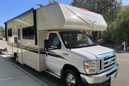 Landy&rsquo;s 2022 Coachmen Leprechaun 230BC 26ft Easy&Cozy!