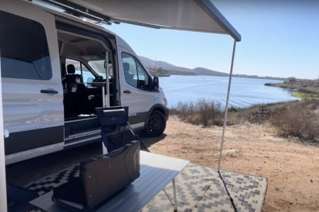Hiney Hauler | 2022 Ford Transit Vandoit Do Model - Mid Roof